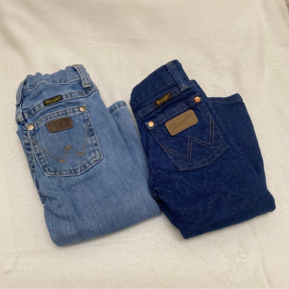 Wrangler Kids Jeans Pair in Light Blue and Dark Blue